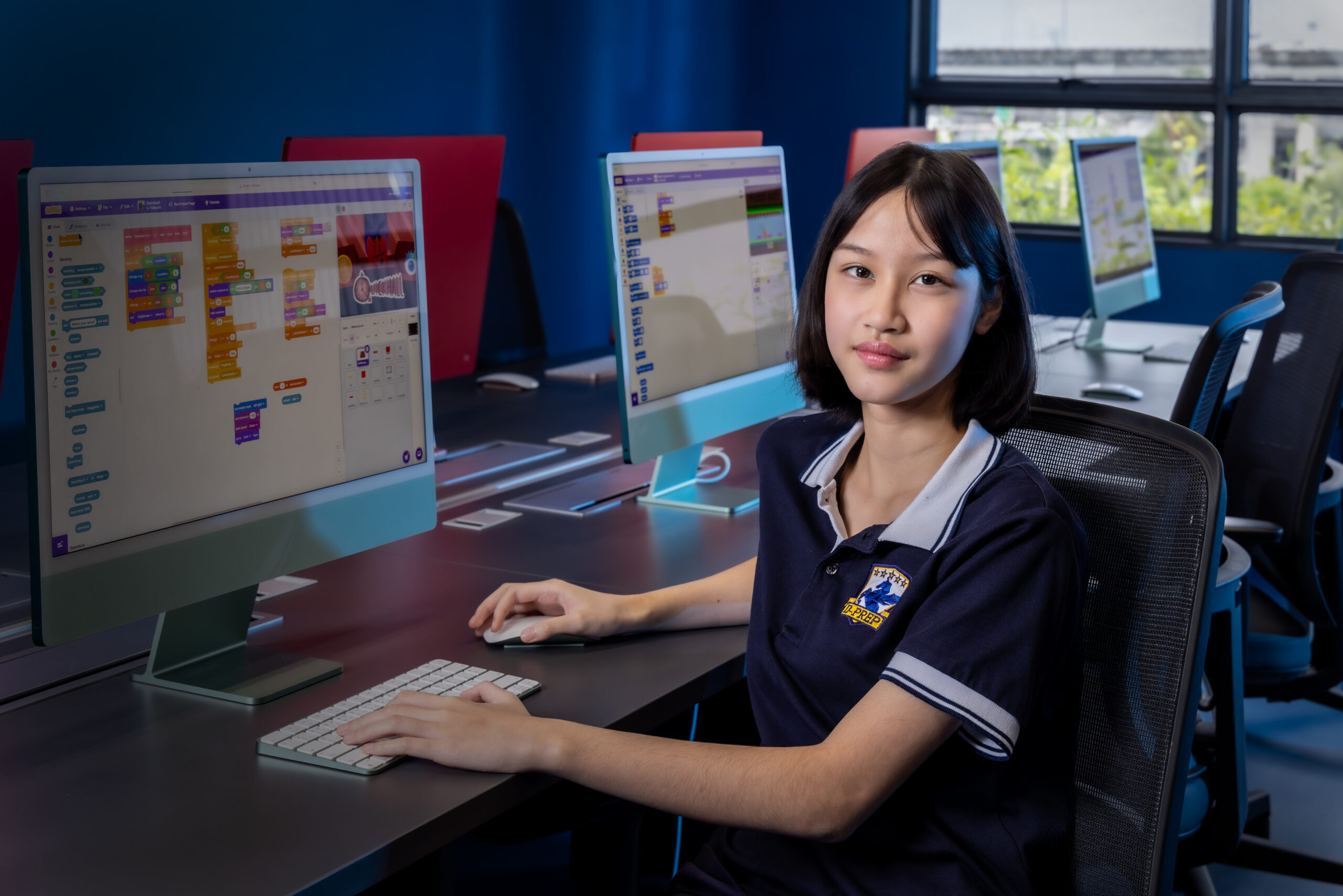 Middle school student int the ICT Room