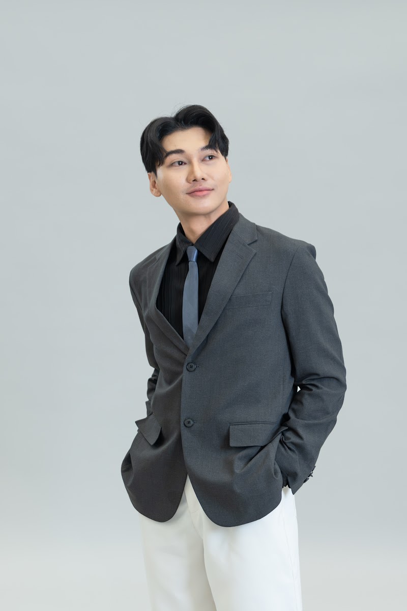 Mr. Jinnakruttha Changchareon, Thai Teacher